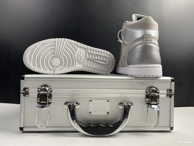 1 Japan Neutral Grey DC1788-029 Jordan High OG Air 0823